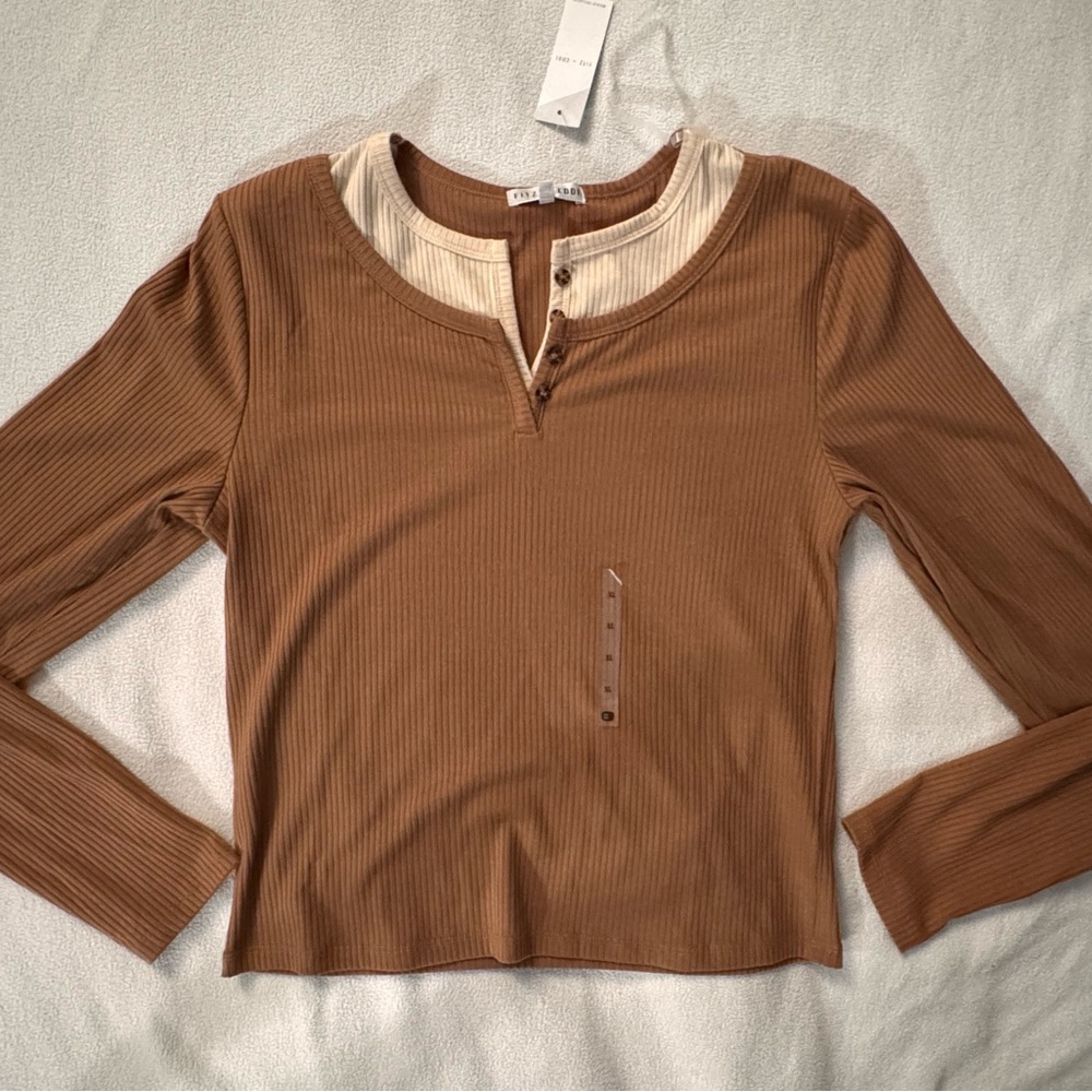 Fitz + Eddie. Fitted Long Sleeve Top with Bib Collar